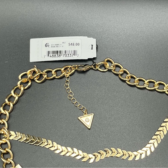 NWT GUESS Gold-Tone Crystal & Fringe Statement Necklace - Picture 8 of 8